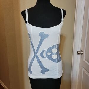 Skull tank with beads
